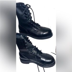 Black Lace-Up Boots Unisex.